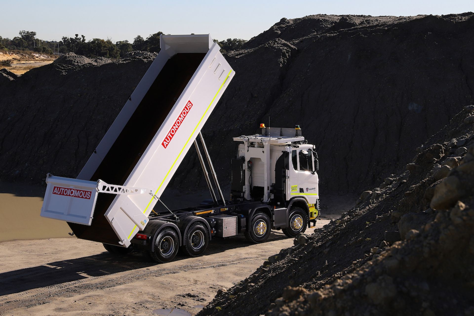 Scanias autonom fahrender Lkw in einem australischen Salzbergwerk.