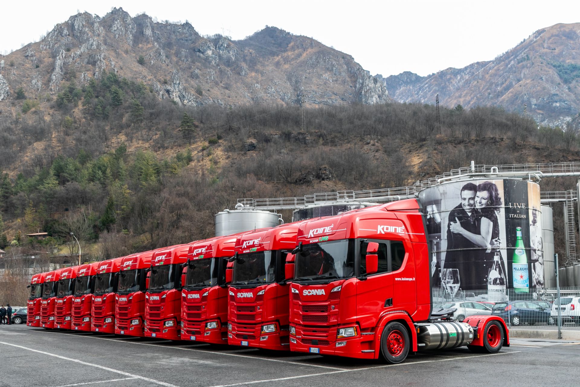 San Pellegrino reduces emissions and noise with Scania's R 140 liquified gas truck.