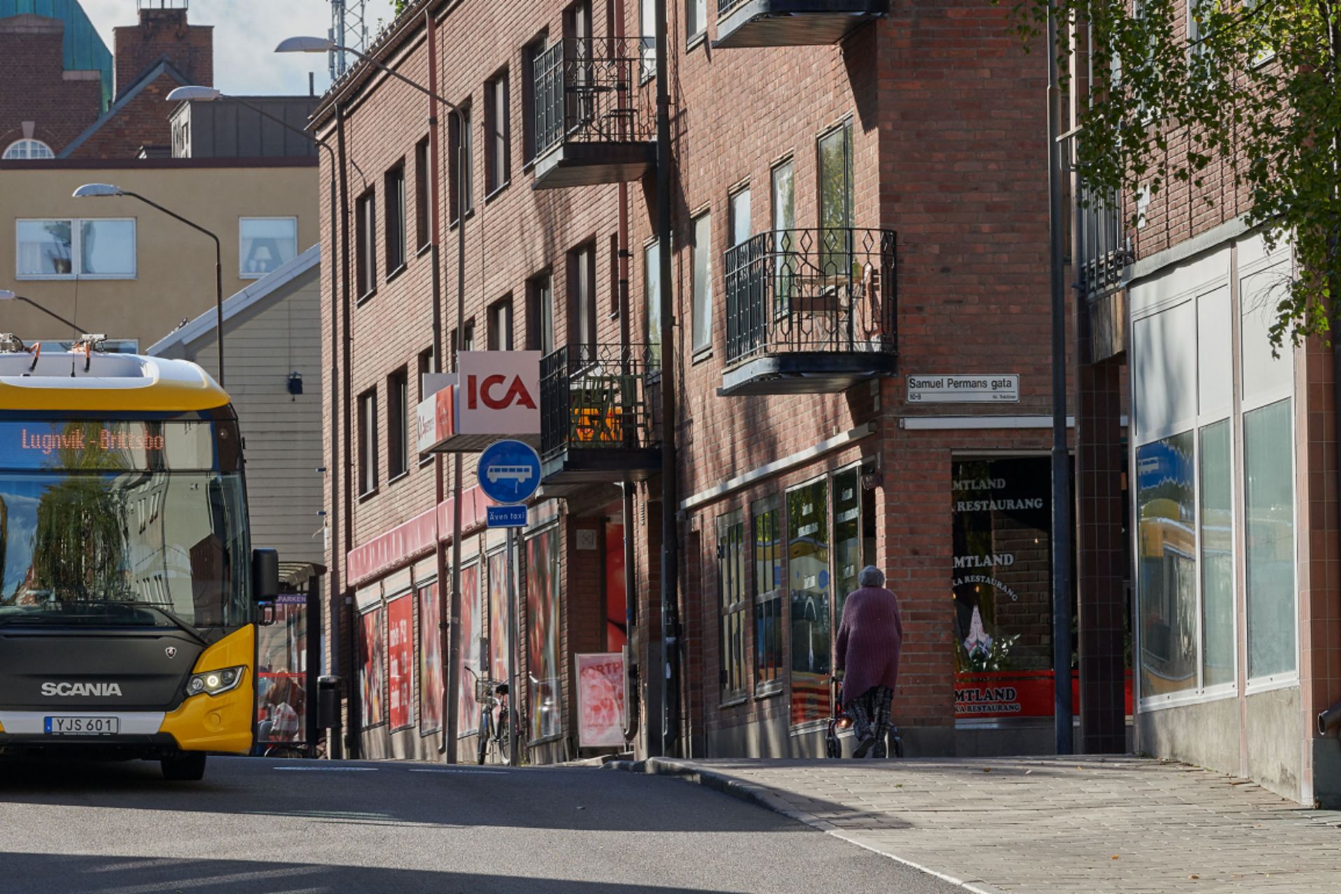 Elektrobusse in Östersund Die Elektrobusse sind ein wichtiger Baustein, um das gesamte Verkehrswesen in Östersund zu elektrifizieren.
