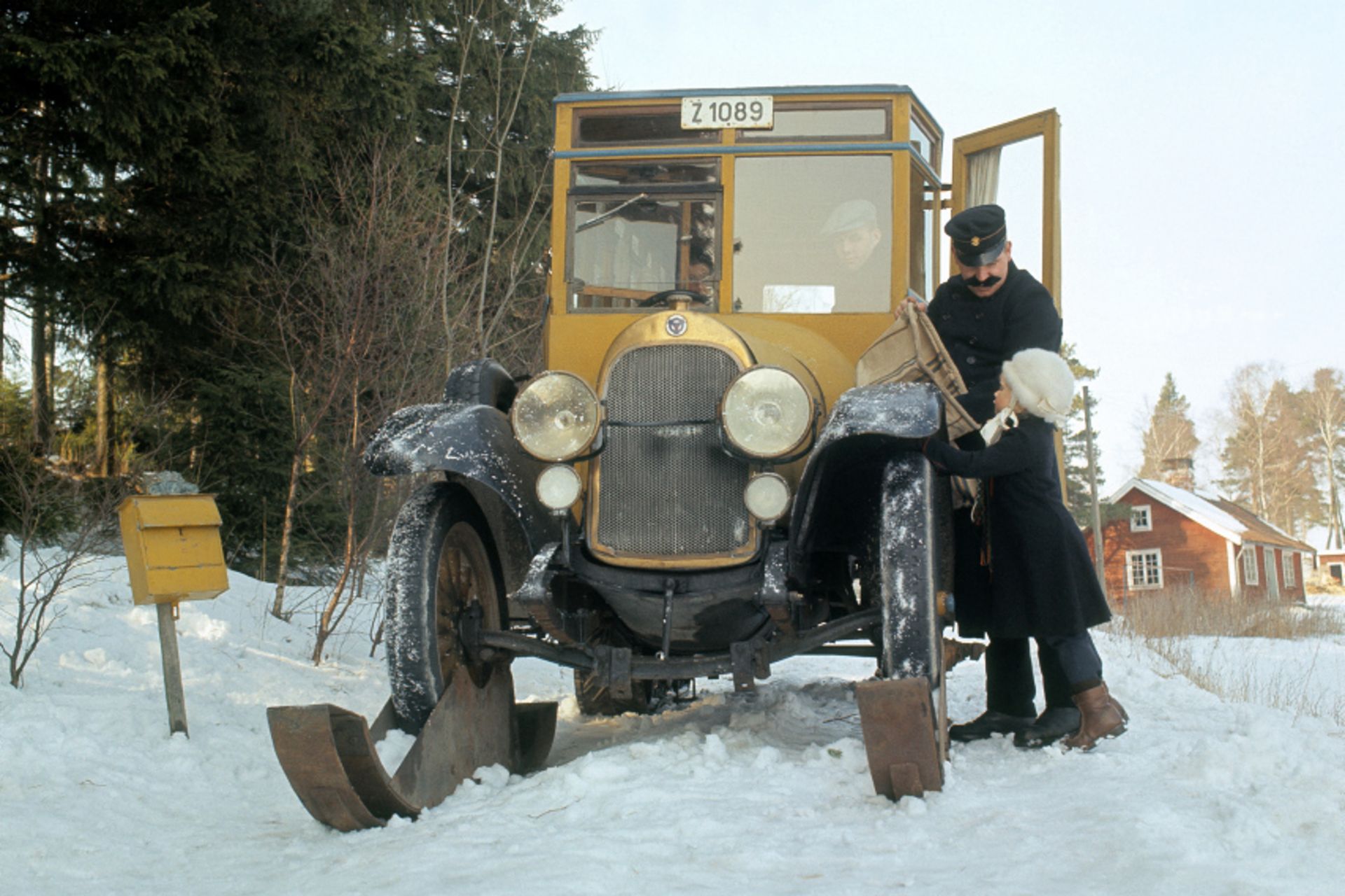 Altes Bild von einem Scania-Vabis Postauto Typ 3243 von 1992