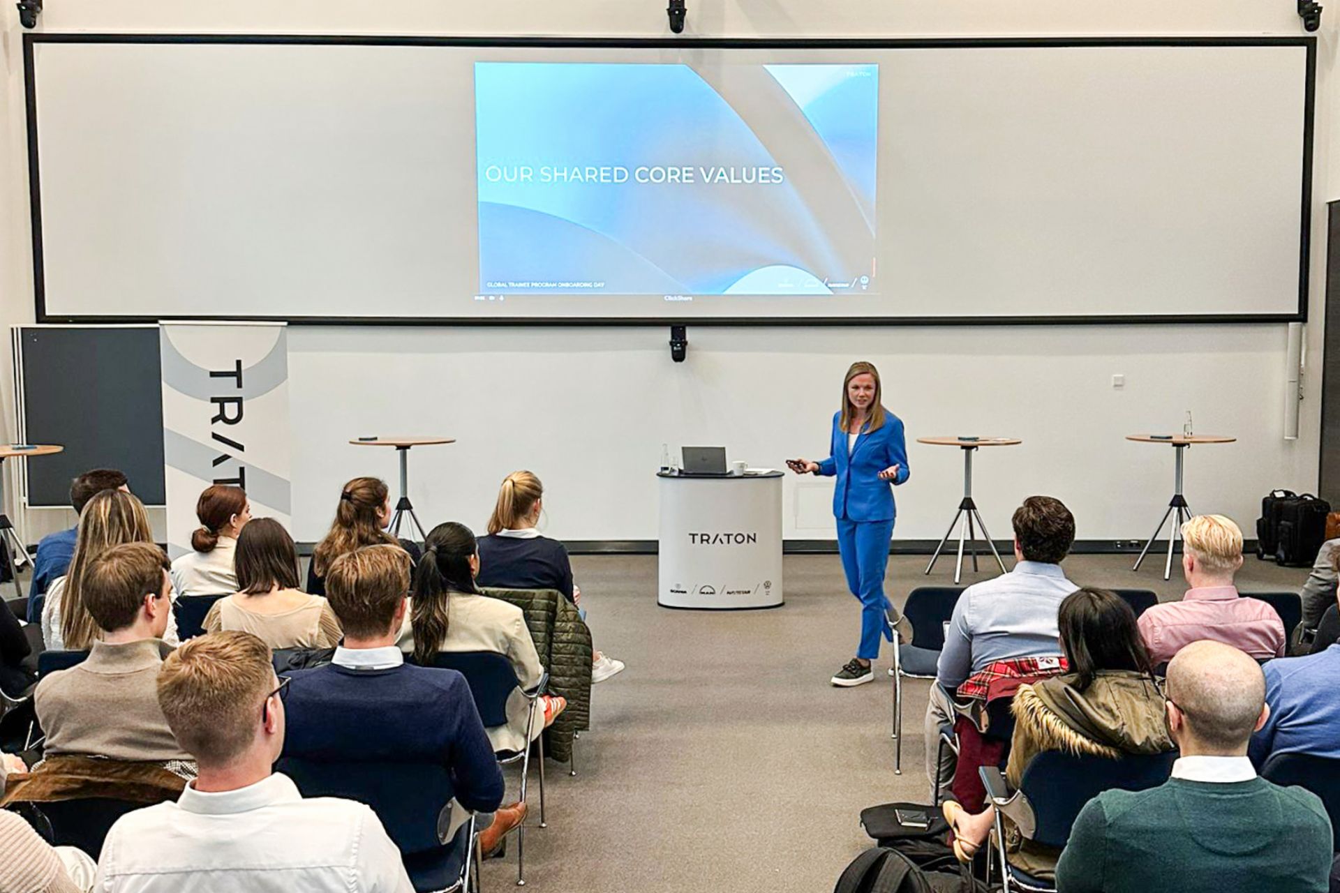 Lisa Kleflund bei der HR-Versammlung-DE Lisa Kleflund bei der HR-Versammlung-DE